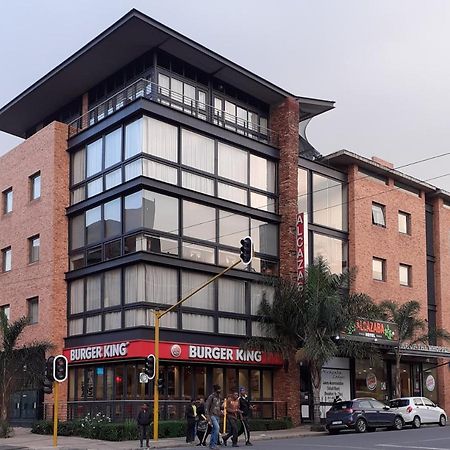 Alcazaba Hotel โจฮันเนสเบิร์ก ภายนอก รูปภาพ